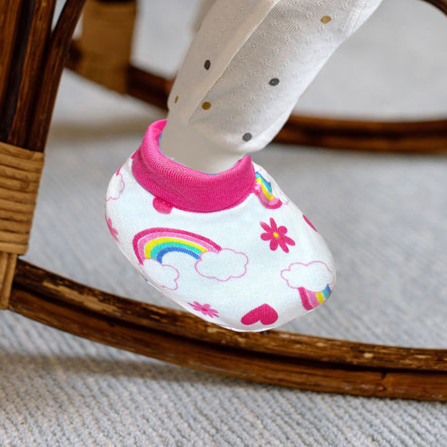 Newborn baby essentials combo for baby girl pack of 9 (0-6 M)