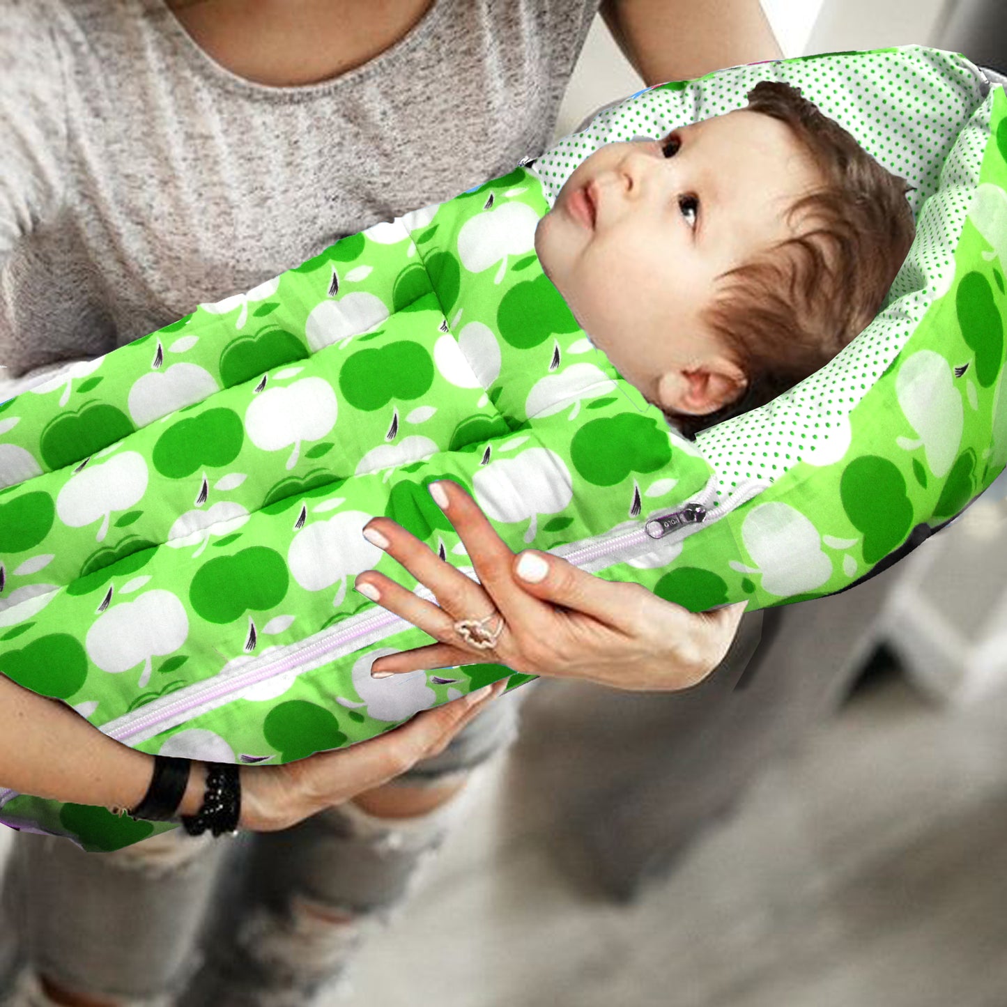 Cheeky Cheeky Baby Sleeping Bag Cum Carrying Bag