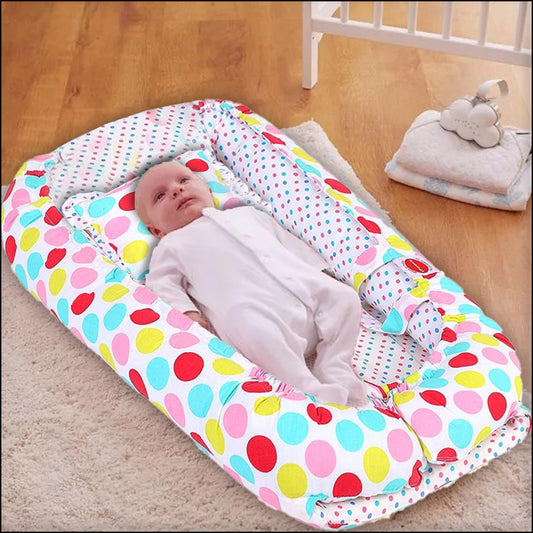 VParents Mite New Born Baby nest Bedding Set Reversible 0-10 Months