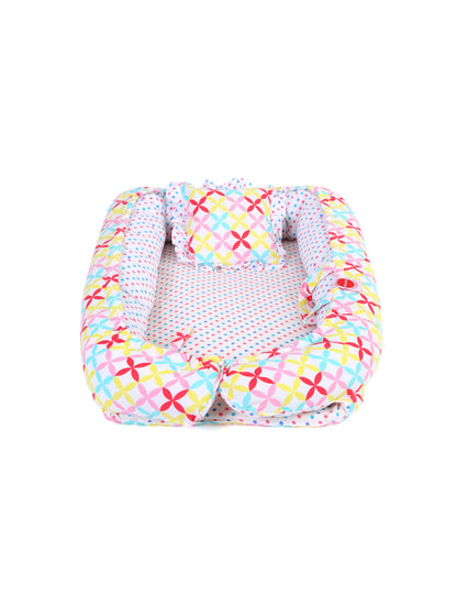 VParents Mite New Born Baby nest Bedding Set Reversible 0-10 Months