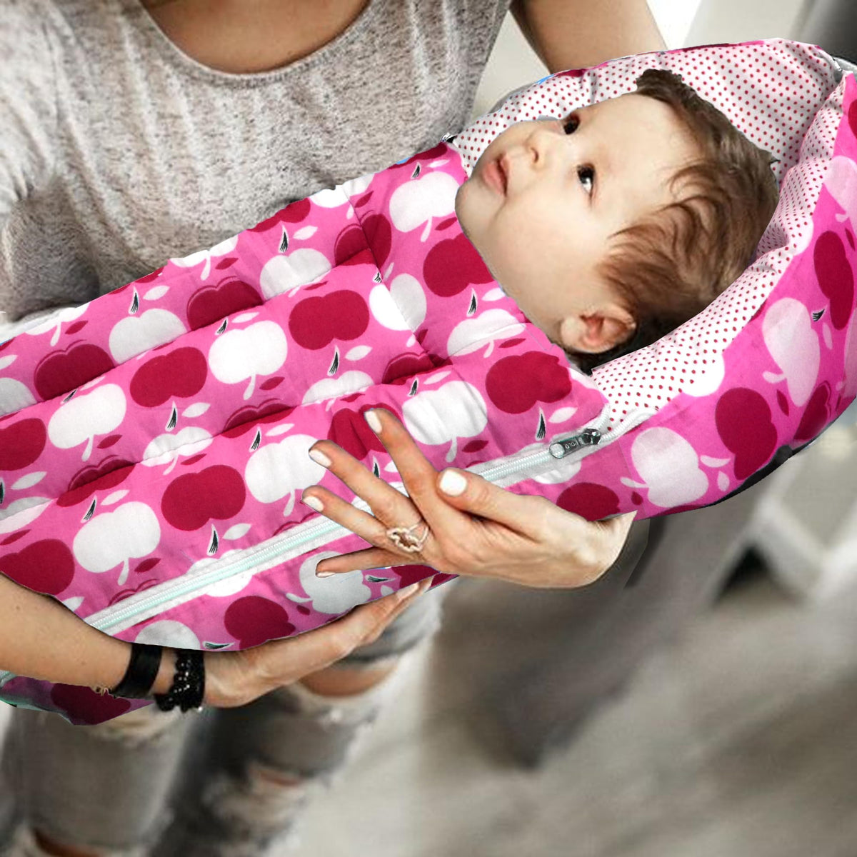 VParents Superb Baby Sleeping Bag Cum Carrying Bag