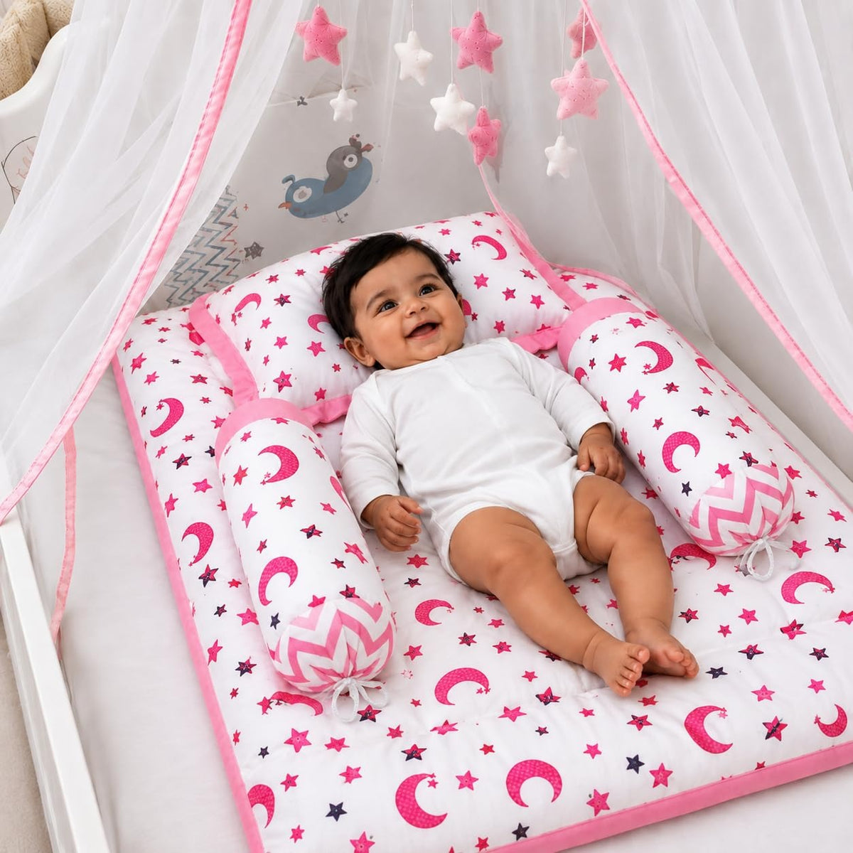 VParents Cheeky Cheeky Baby 4 Piece Bedding Set with Pillow and Bolsters