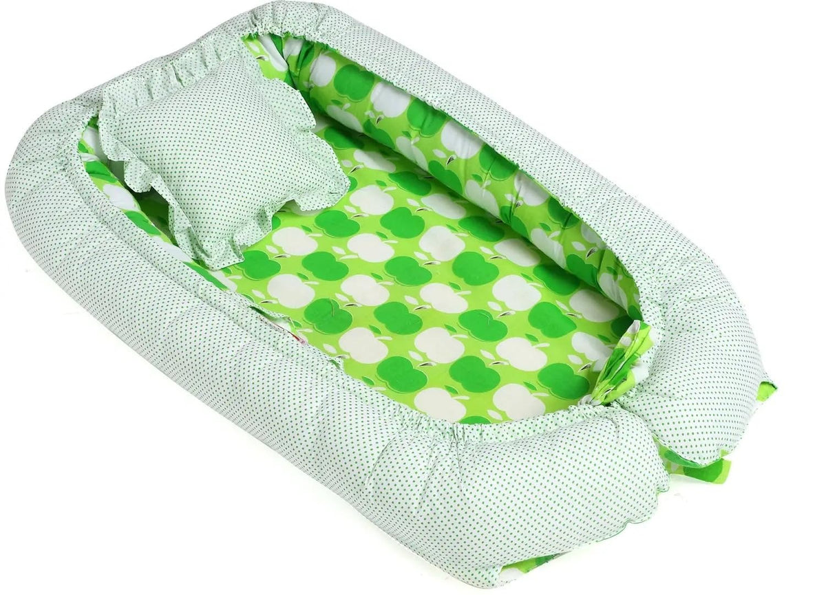 VParents Apple Print New Born Baby nest Bedding Set Reversible 0-10 Months