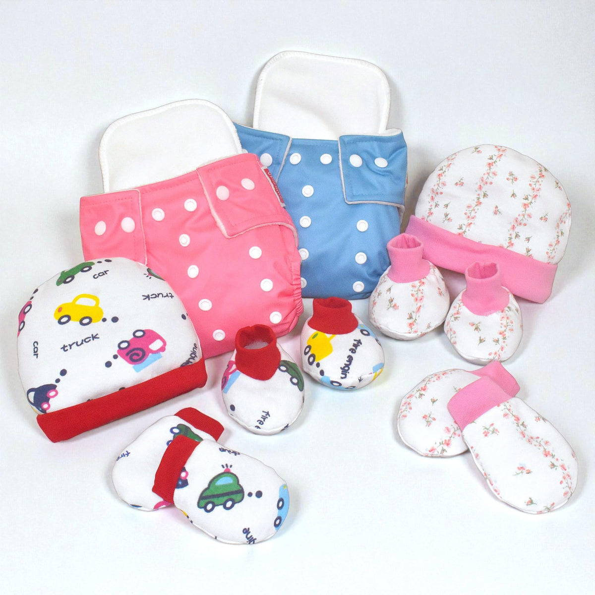VParents New born Combo gift set for baby boy and girl 2 cap mitten booties and 2 diapers  with insert(0 -6 month) Assorted Design pack of 8