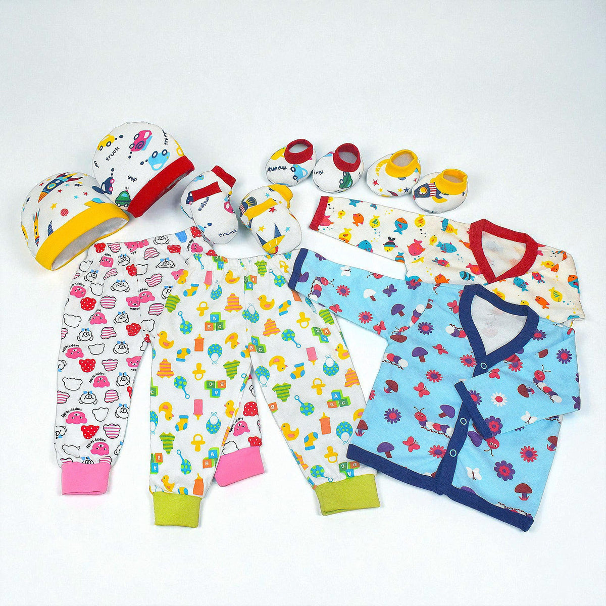 VParents New born Combo gift set for baby boy and girl 2 cap mitten booties and 2 Fullsleeve jabla 2 pajama (0 -6 month)  Assorted Design pack of 10