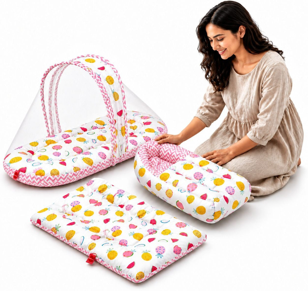 VParents Cheeky Cheeky Baby 4 Piece Bedding Set with Pillow and Bolsters Sleeping Bag and Bedding Set Combo